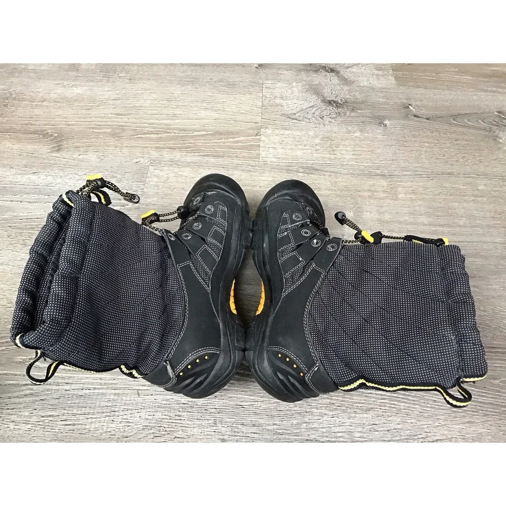 Keen Black Waterproof Boots with Primaloft Youth Boys Size 6 Kids Winter Boots